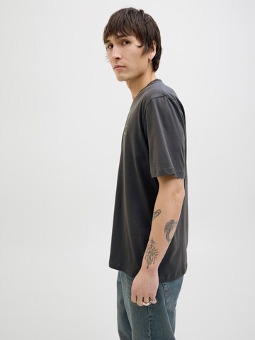 JACK & JONES Tričko 'JCOREACH' – šedá