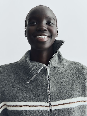 Bershka Sweater in Grey