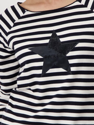 Pullover di monari in nero