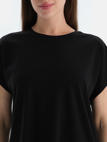 Dagi Shirts i sort