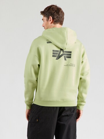 ALPHA INDUSTRIES Sweatshirt in Grün