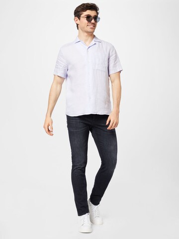 HUGO - Comfort Fit Camisa 'Ellino' em roxo