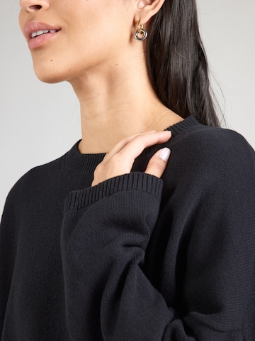 Pull-over oversize & Other Stories en noir