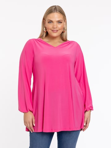 Yoek Tunic in Pink: front