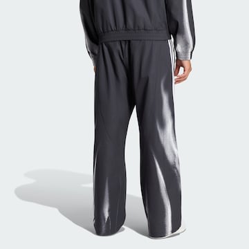 ADIDAS ORIGINALSLoosefit Hlače 'Adilenium 6' - crna boja