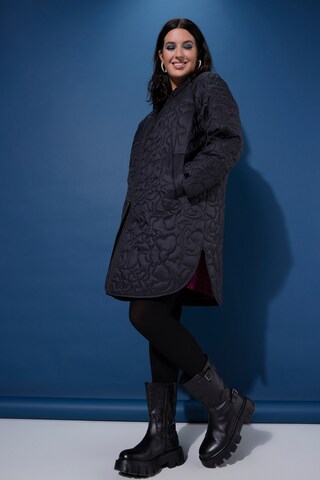 Studio Untold Between-seasons coat in Black