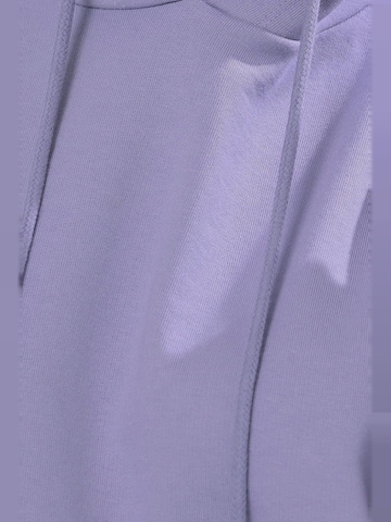 Shape Of You Sweatshirt‌‌‌‌‌ in Lila