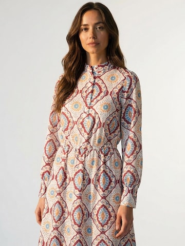 Shop Karey Blusenkleid 'Isabella Dress'‌‌‌‌‌‌ in Weiß