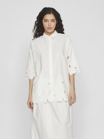 VILA Blouse in White: front