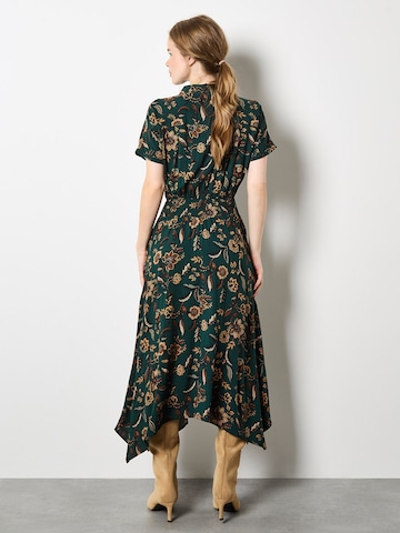 Apricot Jurk 'Sarasa Floral' in Groen
