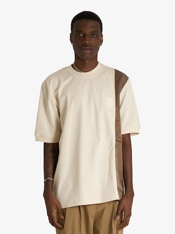 T-Shirt Yes London en beige : devant