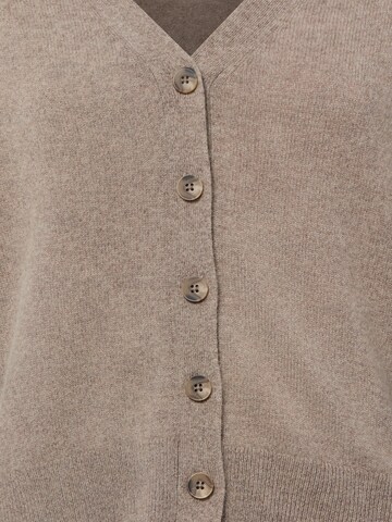 Cardigan Marie Lund en beige