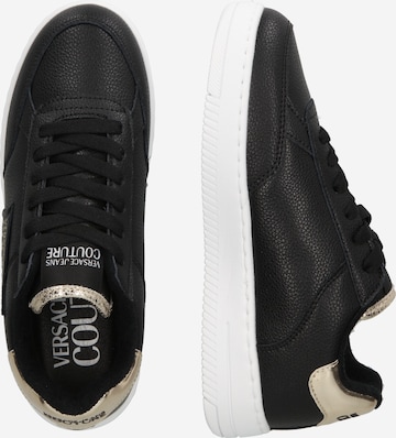 Versace Jeans Couture Låg sneaker 'MEYSSA' i svart