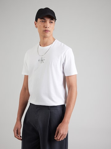 balts Calvin Klein Jeans T-Krekls: no priekšpuses