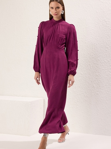 Trendyol Платье в Лиловый: спереди