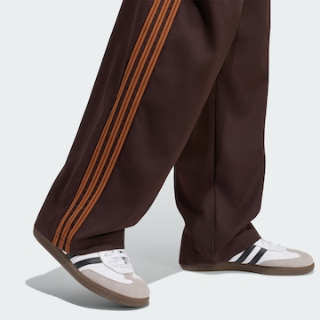 ruda ADIDAS ORIGINALS Standartinis Kelnės 'Firebird'
