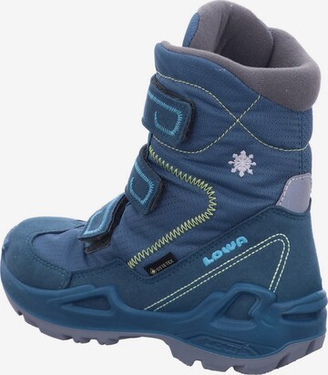 LOWA Boots in Blau