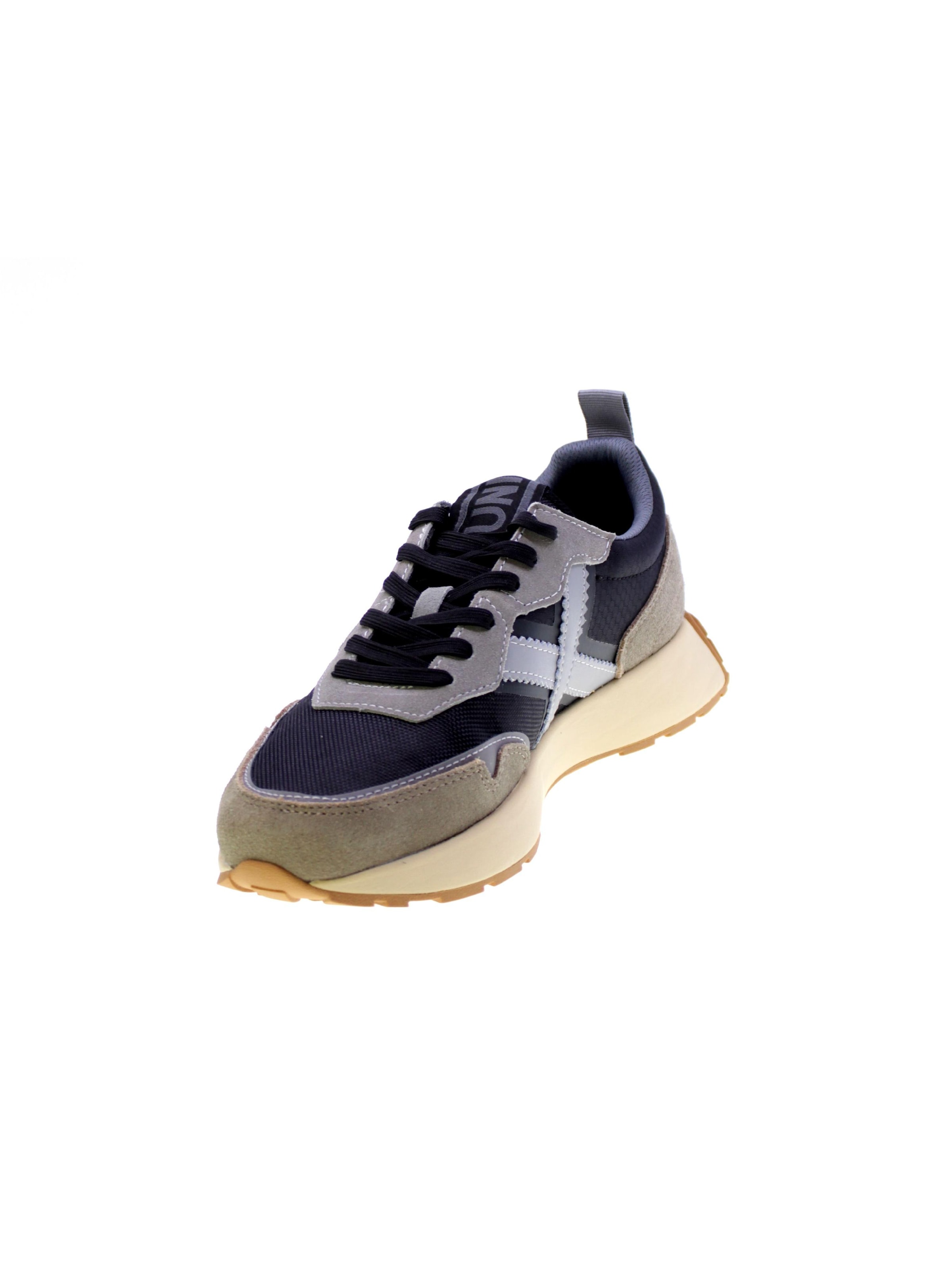 Scarpa sportiva di MUNICH in nero