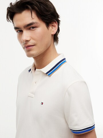 TOMMY HILFIGER Poloshirt in Beige