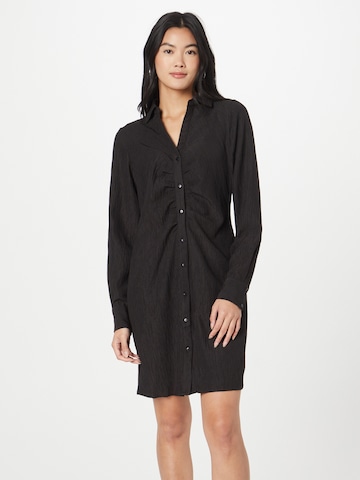 Robe-chemise 'Anne' PIECES en noir : devant