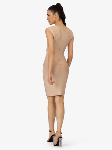 APART - Vestido de tubo en beige