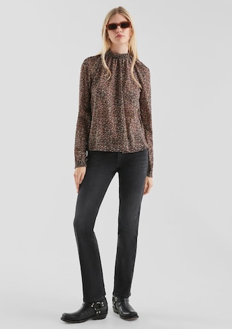 QS Regular Jeans ' CATIE ' in Grijs