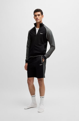 BOSS - Sudadera con cremallera en negro
