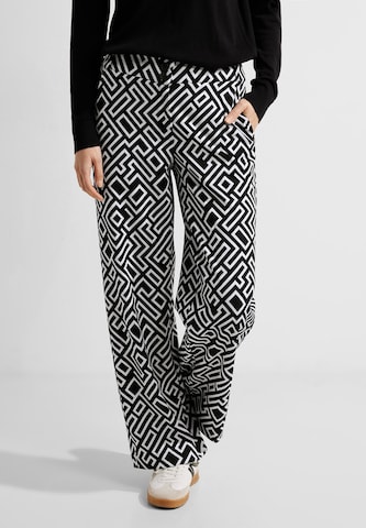 CECIL Loose fit Pants in Black: front