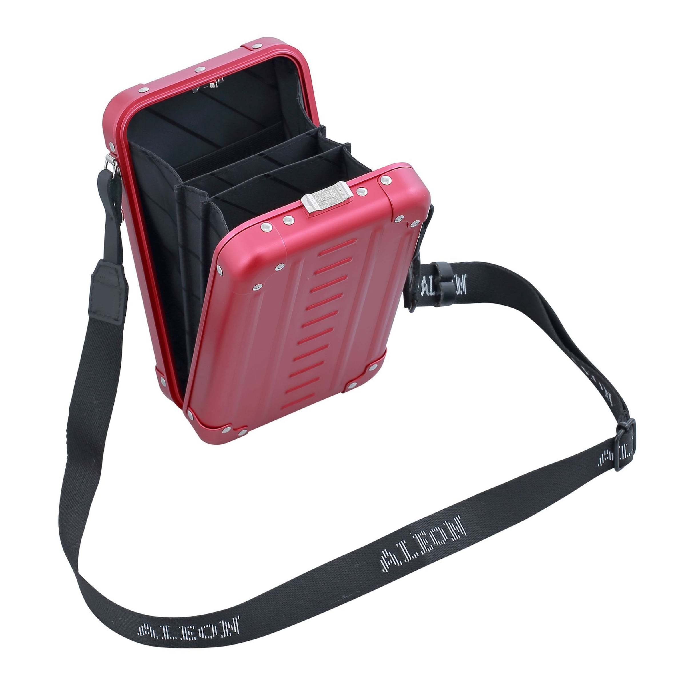 Aleon Crossbody Bag in Red