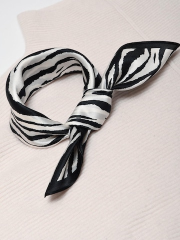 MayTree Scarf 'Seidentuch Zebra' in Black