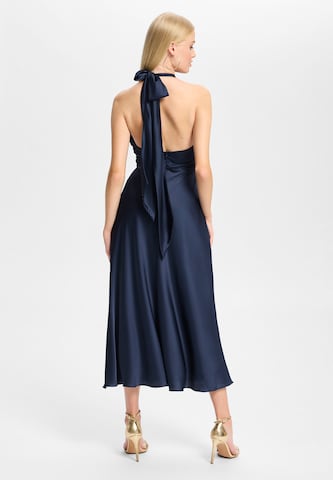 HEY KYLA Kleid in Blau
