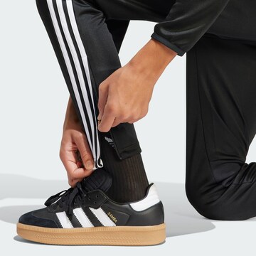 ADIDAS PERFORMANCE Конический (Tapered) Спортивные штаны 'Tiro 25 Essentials' в Черный