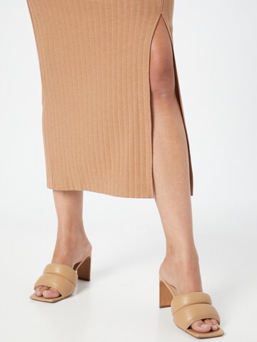 ESPRIT Rok in Beige