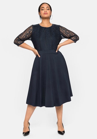 Robe de cocktail SHEEGO en bleu : devant