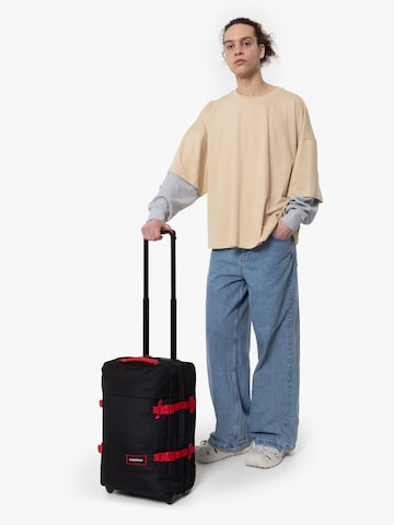 EASTPAK Gurulós bőröndök 'Tranverz' - fekete