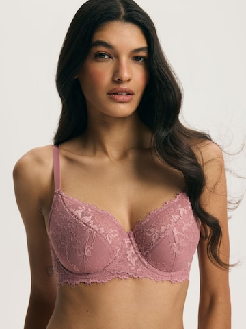 Balconcino Reggiseno 'Schalen-BH Cloe, florale Spitze - für glatte Silhouette unter Kleidung' di ESOTIQ in rosa