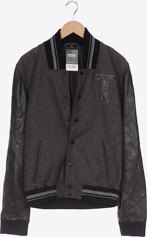 tigha Jacket & Coat in M in Grey: front