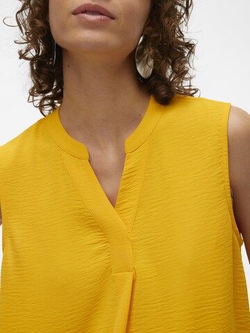 Chemisier 'VMELVA ' VERO MODA en jaune