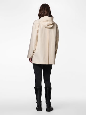 Veste mi-saison 'PCTui' PIECES en beige