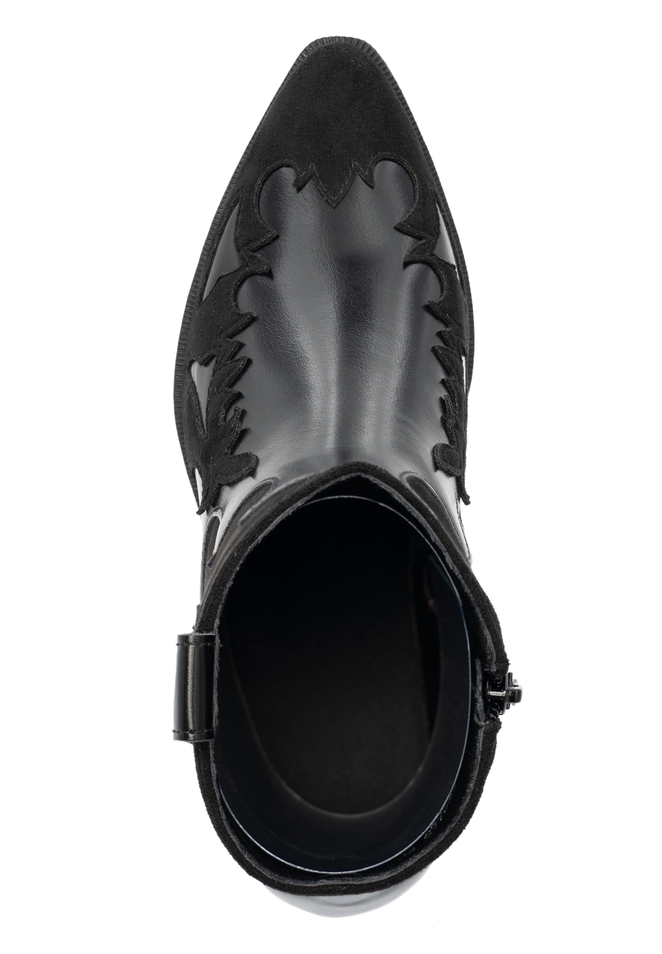 Salinyang Booties in Black