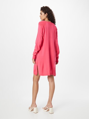 Trendyol - Pullover em rosa