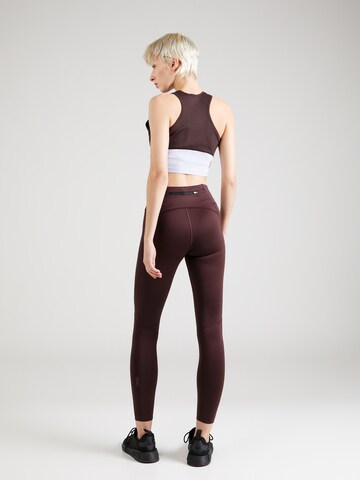 On Slimfit Sportbroek in Bruin