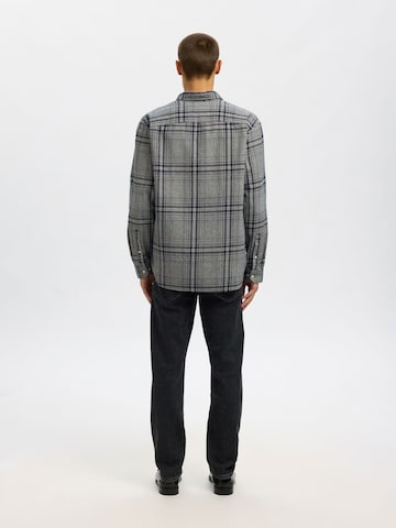 SELECTED - Ajuste regular Camisa en gris
