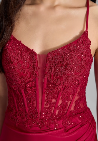 HEY KYLA Evening Dress in Red