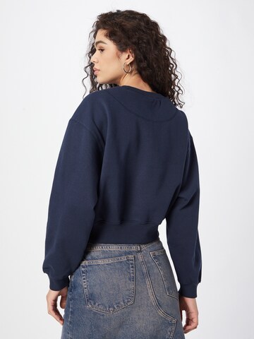 WEEKDAY Sweatshirt in Blau