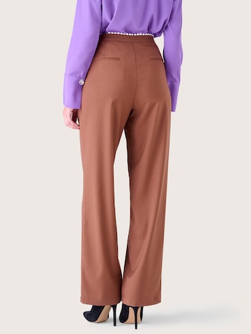 Camomilla Regular Broek 'Peanut' in Bruin