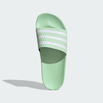 ADIDAS ORIGINALS Šľapky 'Adilette' - Zelená