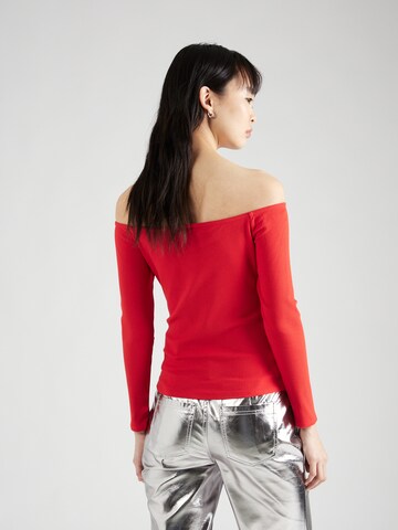 GUESS - Camiseta en rojo