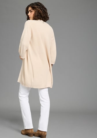 LAURA SCOTT Knit Cardigan in Beige