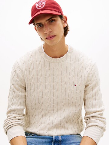 TOMMY HILFIGER Sweater in White